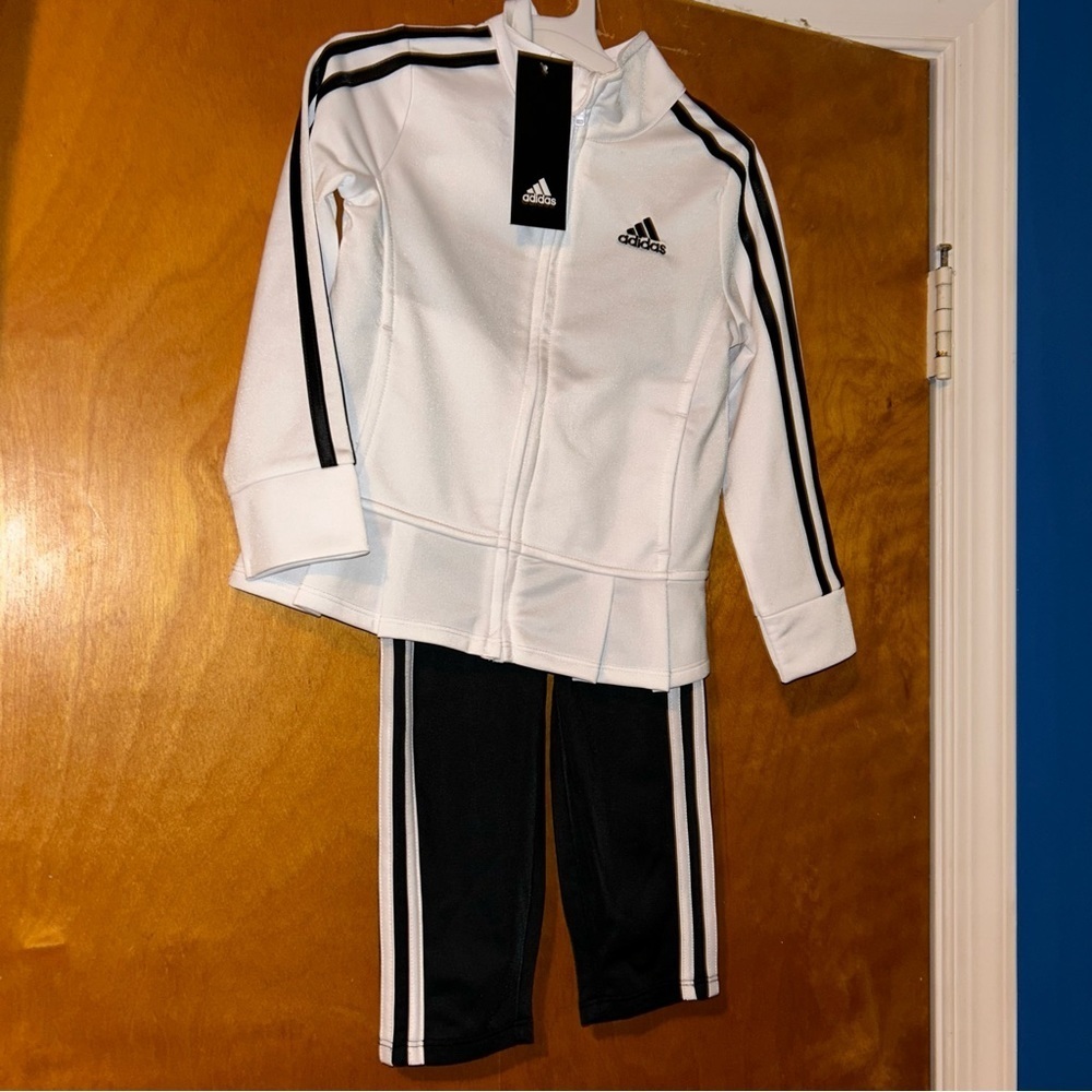 New adidas girls white /black track pant set toddler kids size 4